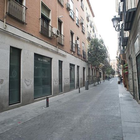 Hostal Bianco Hotel Madrid Exterior photo