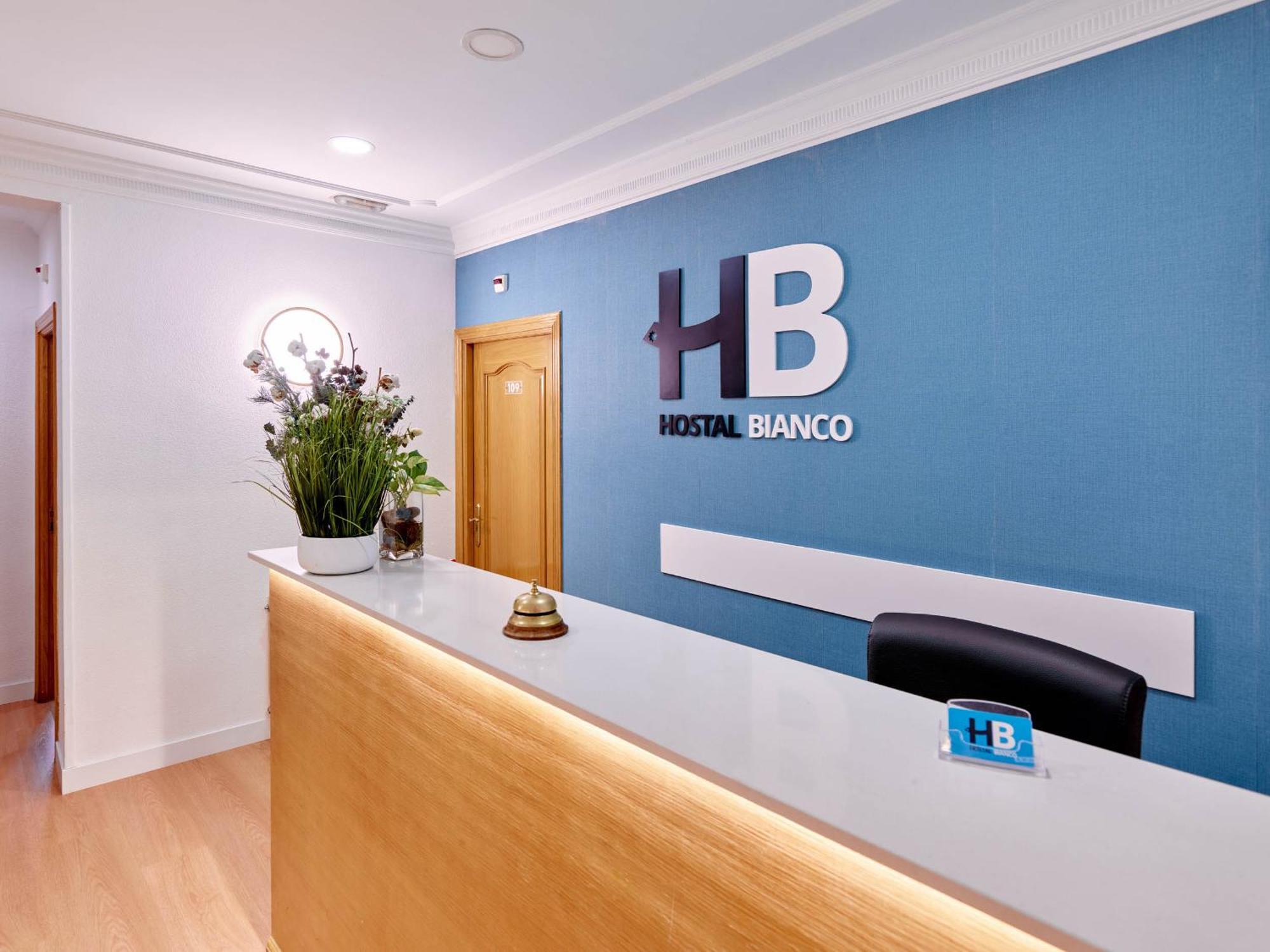 Hostal Bianco Madrid Exterior photo